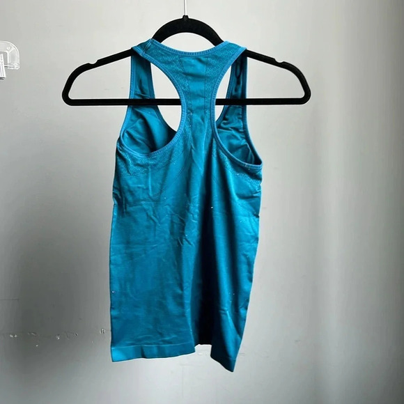 Forever 21 Workout Tank Top Blue | Forever 21 Workout Top | Gym | Workout - Picture 4 of 6